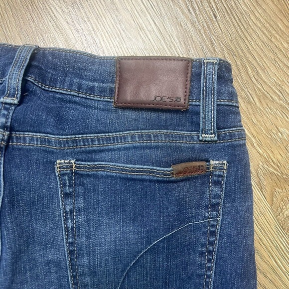 Joe's Flawless Icon Mid Rise Jeans Skinny Distressed Zipper Ankle Raw Hem Sz 26 - Picture 8 of 9